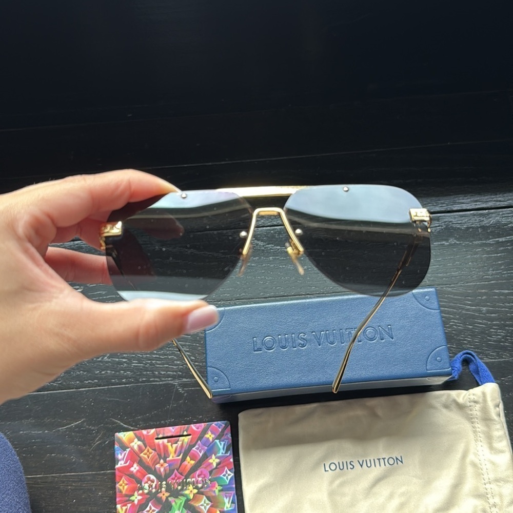 Louis Vuitton Ash 1.1 Millionaires Pilot Z1261W Gold Rimless Aviators - Picture 11 of 13